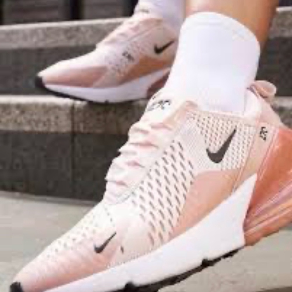 Women's Pink Nike Air Max 270